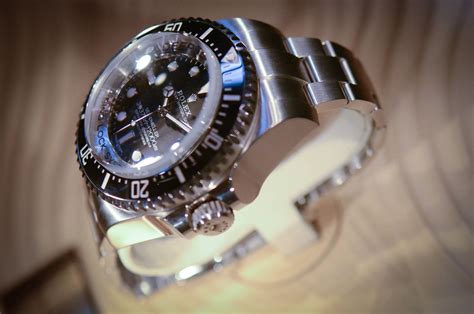 james cameron mariana trench rolex|James Cameron Rolex.